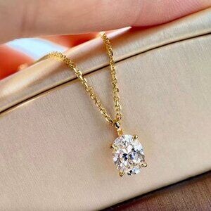 NEW 18k White Gold Emerald Cut Diamond Necklace Pendant Necklace